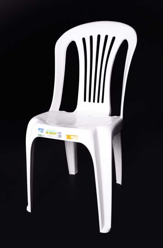 Fabricante de Mesa Plástico com 4 Cadeiras Araxá - Conjunto de