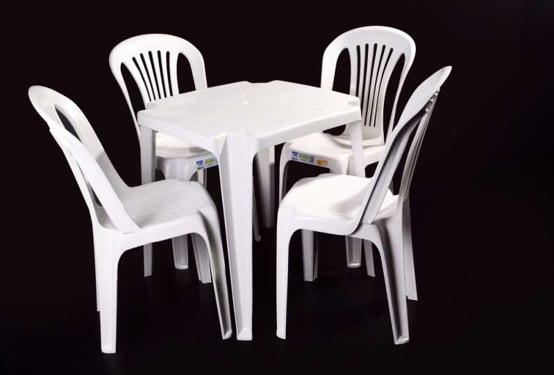 Conjunto De Mesas E 4 Cadeiras De Plastico Rei Do Plastico