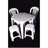 Mesa 4 Cadeiras Plástico Atacado Betim - Conjunto Mesa e Cadeira de Plástico  - JR PLASTICOS Caixas Plásticas